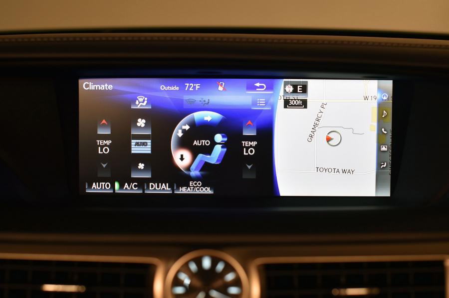  Lexus GS200t 2016 года  (фото 17 из 20)